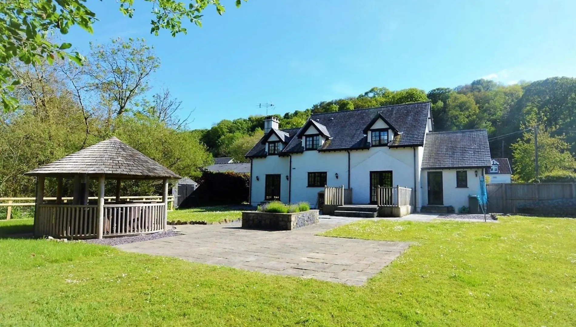 4 Bed In Oxwich 74984 Villa