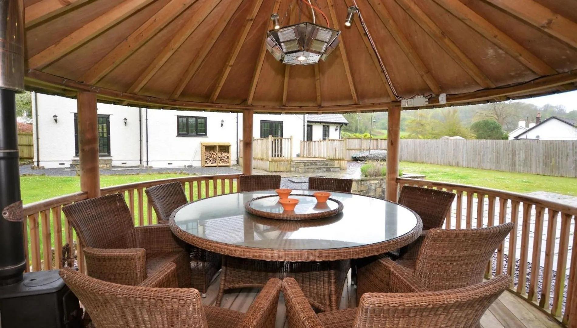 4 Bed In Oxwich 74984 Villa 0*,  United Kingdom