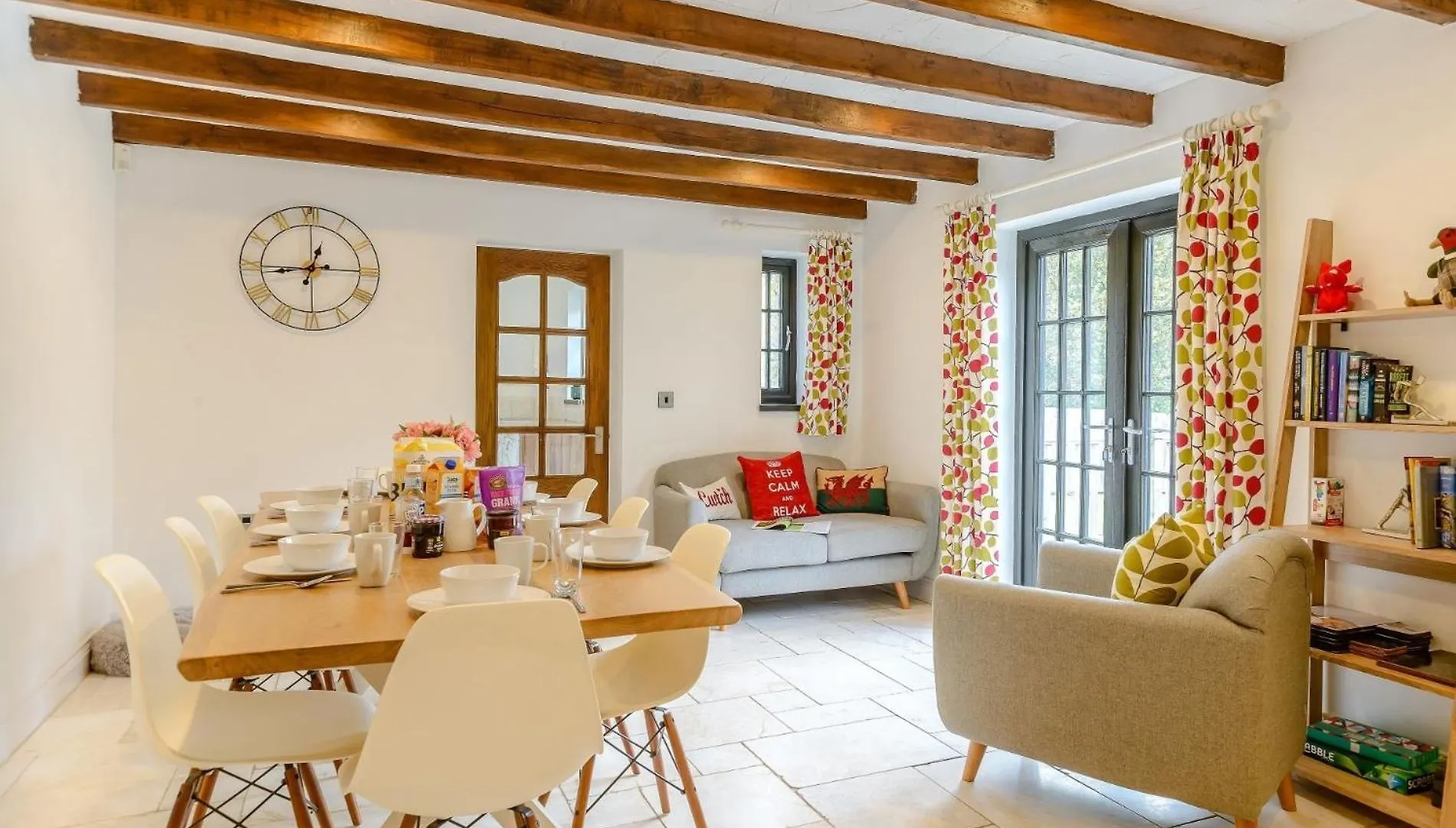 Holiday home 4 Bed In Oxwich 74984 Villa United Kingdom