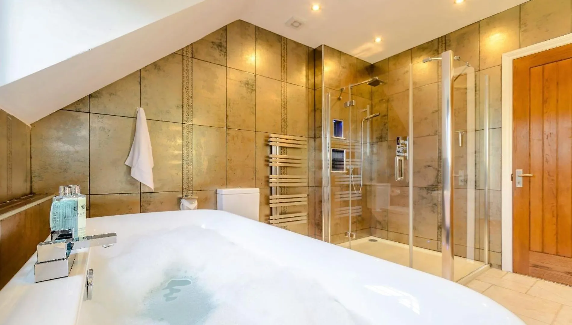 Holiday home 4 Bed In Oxwich 74984 Villa United Kingdom